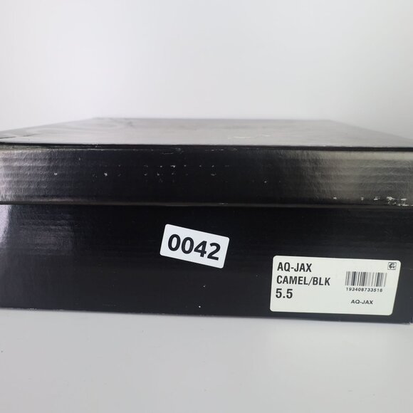 Aqua Women’s Tiger Print Jax Studded Hiker Combat Boots Lace Up Round Toe 5.5 - Picture 16 of 16